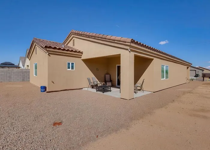 Holiday home 3br 2ba W Patio Fire Pit